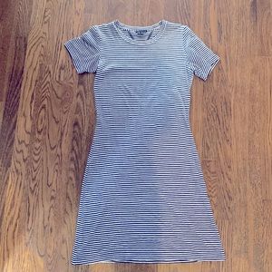 Theory Blue & White Stripped Dress - SIZE P Petite